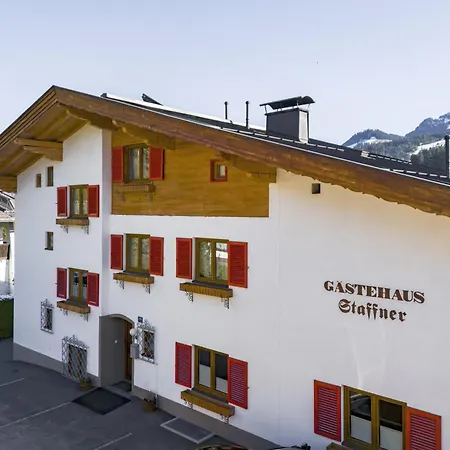 Gaestehaus Staffner شقة