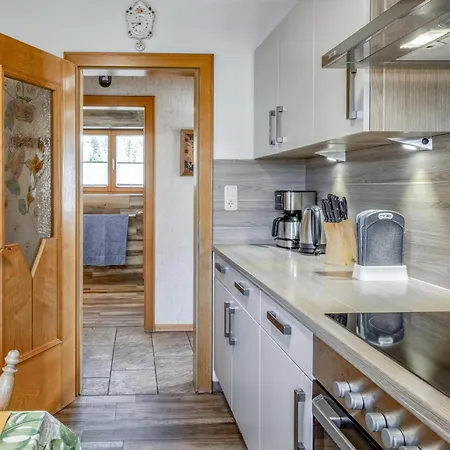 Gaestehaus Staffner 100m 4 Bis 9 Personen Lejlighed *